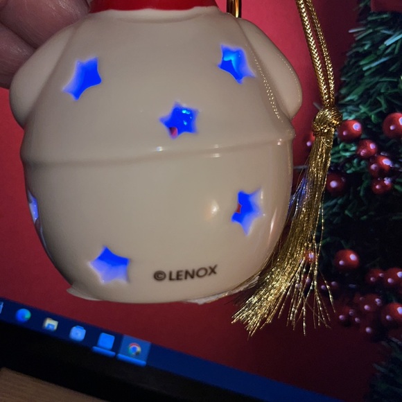 LENOX Color changing lit Snowman Ornament Only at Macy’s 3.375 inches - New - Picture 4 of 14